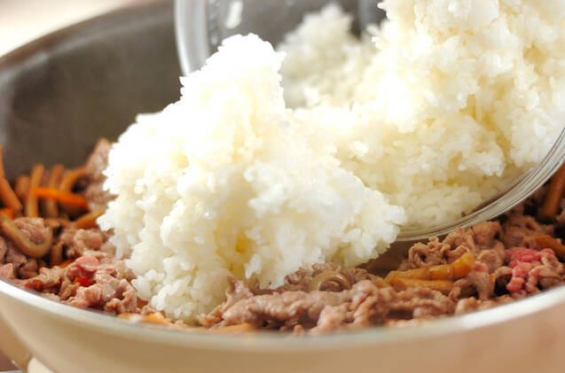 ビビンバチャーハンの作り方の手順8