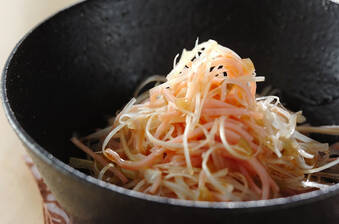 白髪ネギとハムの中華風サラダ