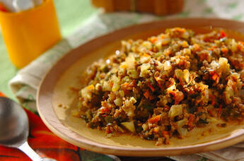 セロリたっぷりのドライカレー