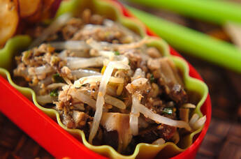 サバとモヤシの和え物