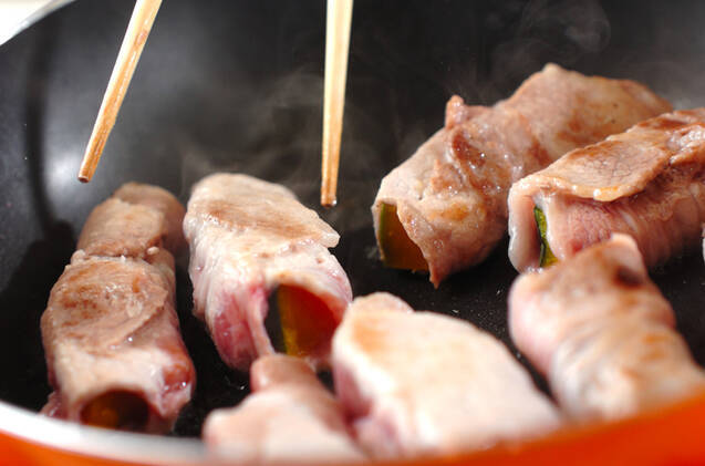 ブタ肉のカボチャ巻きの作り方の手順4