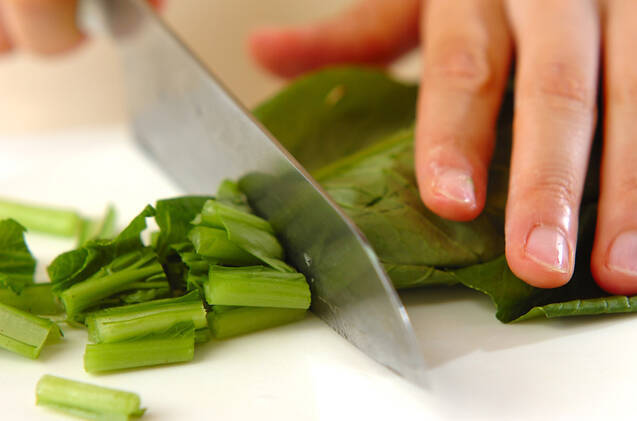 小松菜とホタテのかんたん薬膳スープの作り方の手順1