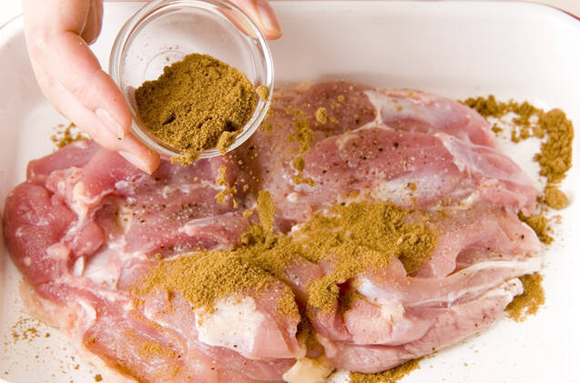 鶏肉のクミンソテーの作り方の手順1