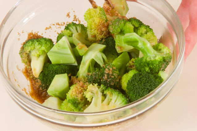 ブロッコリーのゴマ和えの作り方の手順3