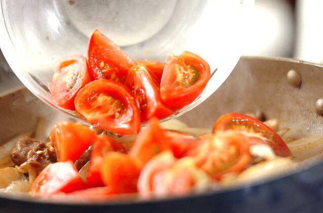 牛肉のトマト炒めの作り方の手順8
