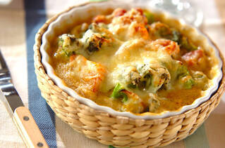 主役級！ブロッコリーのグラタン　チーズたっぷり 子供にもおすすめ