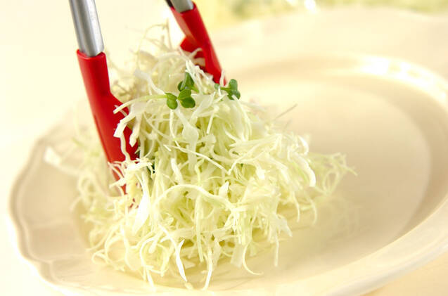 せん切りキャベツ（エビフライ・タルタルソース）の作り方の手順4