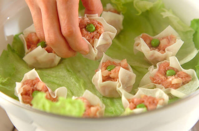 簡単手作りシュウマイ 豚肉の旨味たっぷりの作り方の手順7