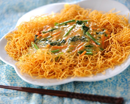 具材たっぷり皿うどん 自宅で簡単！タイカレー風味に by増田 知子さん