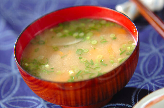新ゴボウのみそ汁