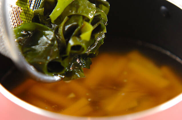 細切りタケノコのスープの作り方の手順4