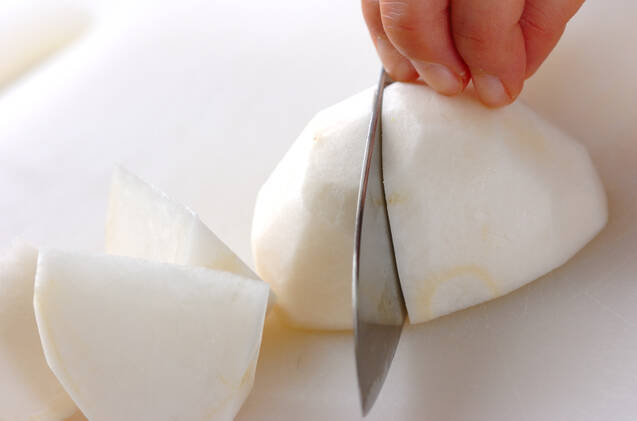 カブと豆腐の塩炒めの作り方の手順2