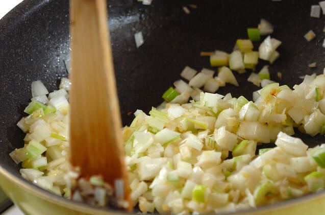 エビと厚揚げのチリ炒めの作り方の手順6