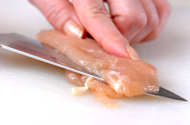 ドレッシングが決め手！鶏ささみの春雨サラダの作り方の手順4