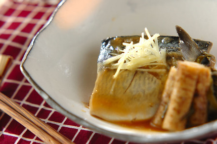 定番サバのみそ煮