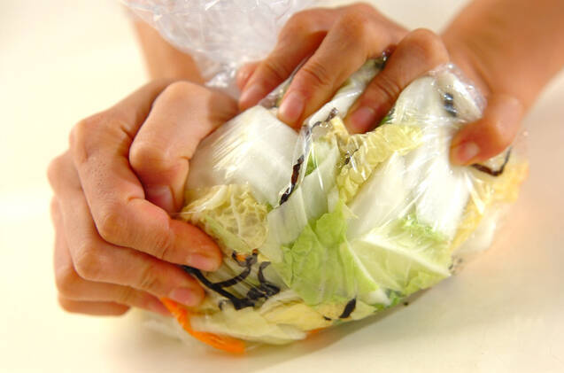 ユズ風味白菜漬け物の作り方の手順3
