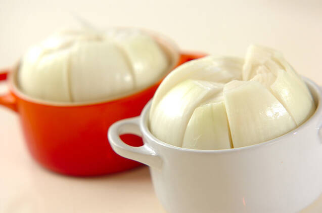 玉ネギのシンプル蒸しの作り方の手順1