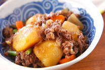 具たっぷり！肉ジャガ
