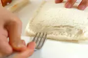 食パンで手軽に！簡単手作りカレーパンの作り方1