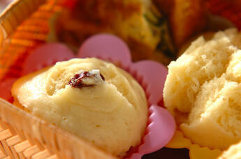 レーズン蒸しパン