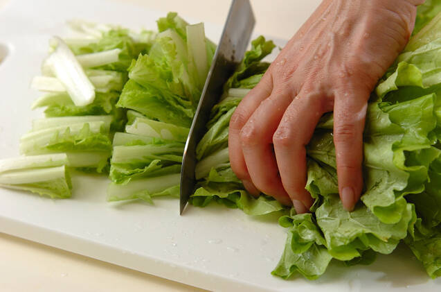 京のおばんざい　はくさい菜とショウガ天の炊いたんの作り方の手順1