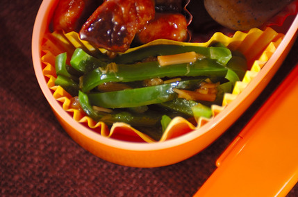 ピーマンとナメタケの和え物