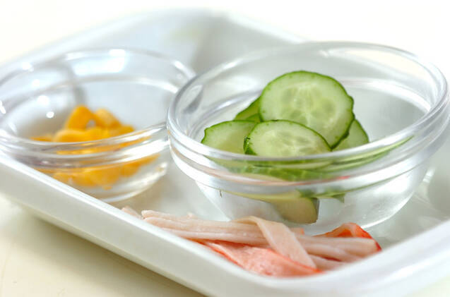 カニ風味カマボコサラダの作り方の手順1