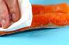 時短で洗い物なし！鮭とキノコのホイル焼き 簡単人気 by山下 和美さんの作り方の手順1