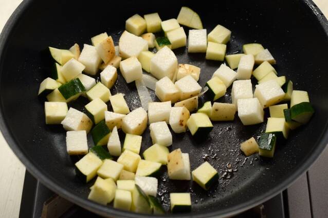 長芋・ズッキーニ・コーンの香り炒めの作り方の手順6