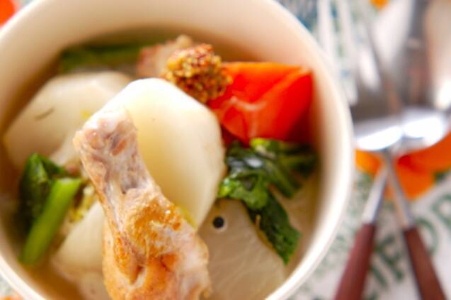 手羽元とカブのスープ煮