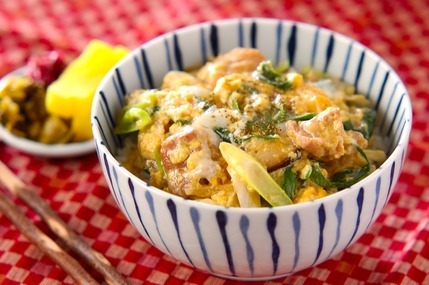 簡単ふわとろ親子丼 コツを伝授 フライパンで手軽に作る