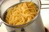 濃厚なコク！クリームパスタの作り方 カニ缶で簡単 by森岡 恵さんの作り方の手順2