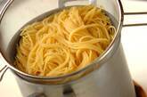 濃厚なコク！クリームパスタの作り方 カニ缶で簡単 by森岡 恵さんの作り方2