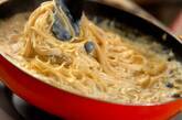 濃厚なコク！クリームパスタの作り方 カニ缶で簡単 by森岡 恵さんの作り方5