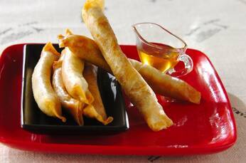 クルミとゴルゴンゾーラのスティック春巻き