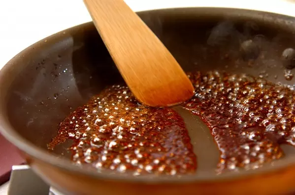 黄金比のタレで失敗ナシ！焼豚丼（チャーシュー丼）の作り方3