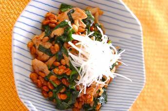 納豆・豚ニラ炒め