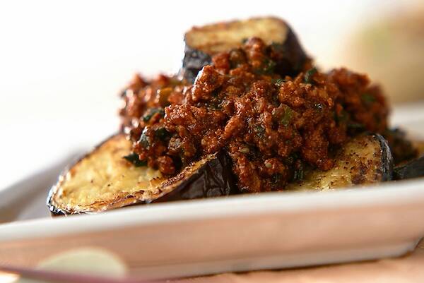 米ナスの肉みそがけ