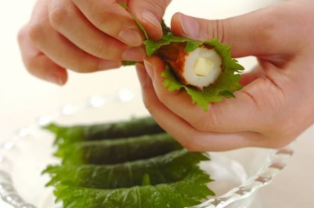 ちくわのしそ巻き揚げの作り方の手順2