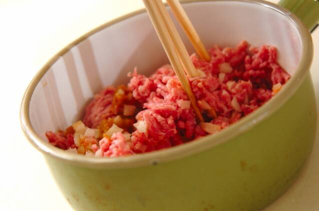 豚とレンコンのそぼろ丼の作り方の手順2