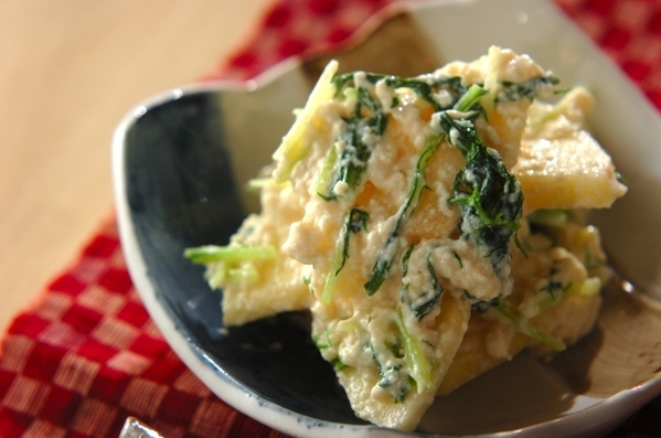 4. 水菜とリンゴの白和え