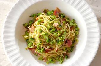 ブロッコリーのペペロンチーノ