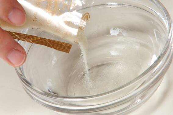 牛乳プリンメープルがけの作り方の手順1