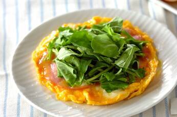 オープンオムレツサラダ