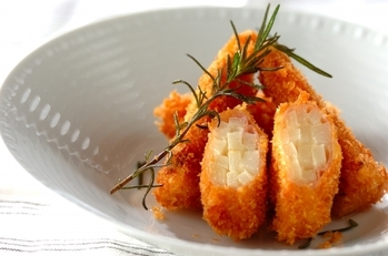 タケノコの生ハム巻きフライ