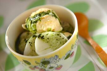 抹茶白玉アイス添え