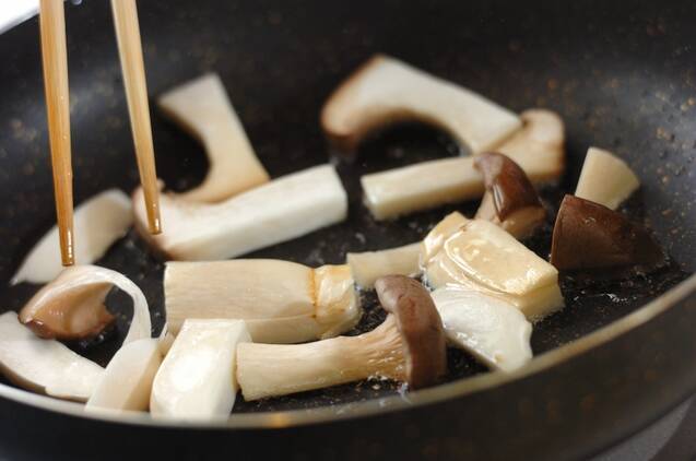 鶏もも肉の照り焼き丼の作り方の手順3