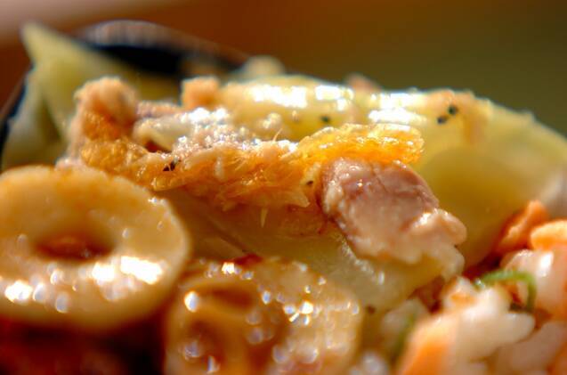 キャベツと桜エビのマリネ