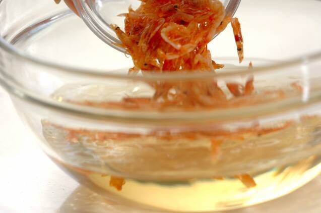 小松菜と桜エビのレンジ煮びたしの作り方の手順1