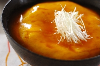 あんかけカニ玉丼